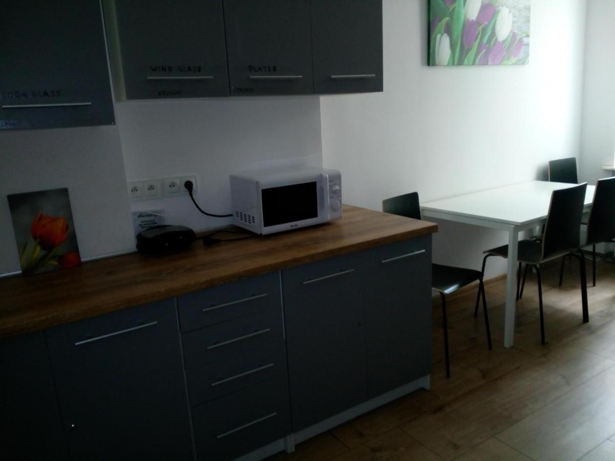 Hostel Tulip - Pokoj Nr 8 Ze Wspolna Lazienka I Kuchnia Шчечин Екстериор снимка