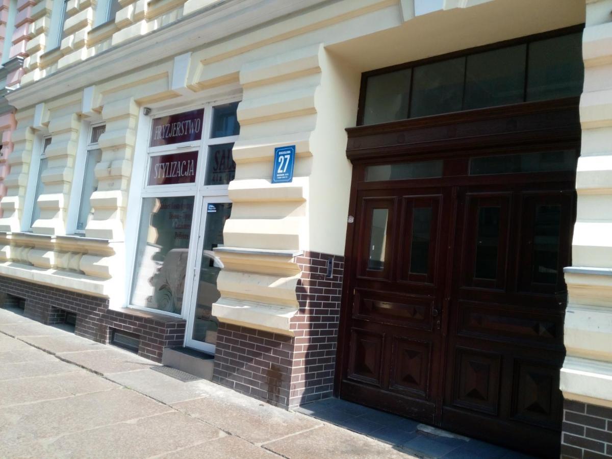 Hostel Tulip - Pokoj Nr 8 Ze Wspolna Lazienka I Kuchnia Шчечин Екстериор снимка